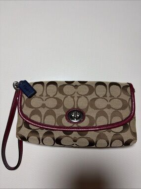 Coach Khaki Signature Canvas Wristlet with Berry Trim
